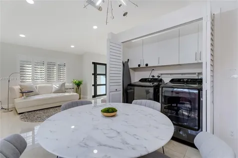 14517 SW 98th Terrace Miami FL 33186