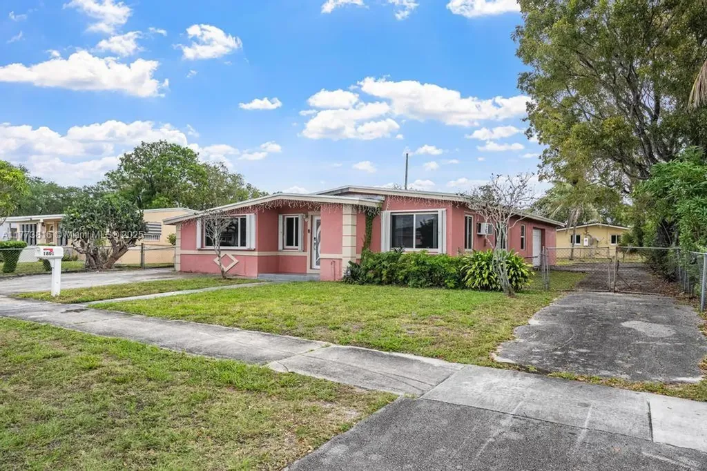 1801 Lauderdale Manor Drive Fort Lauderdale FL 33311