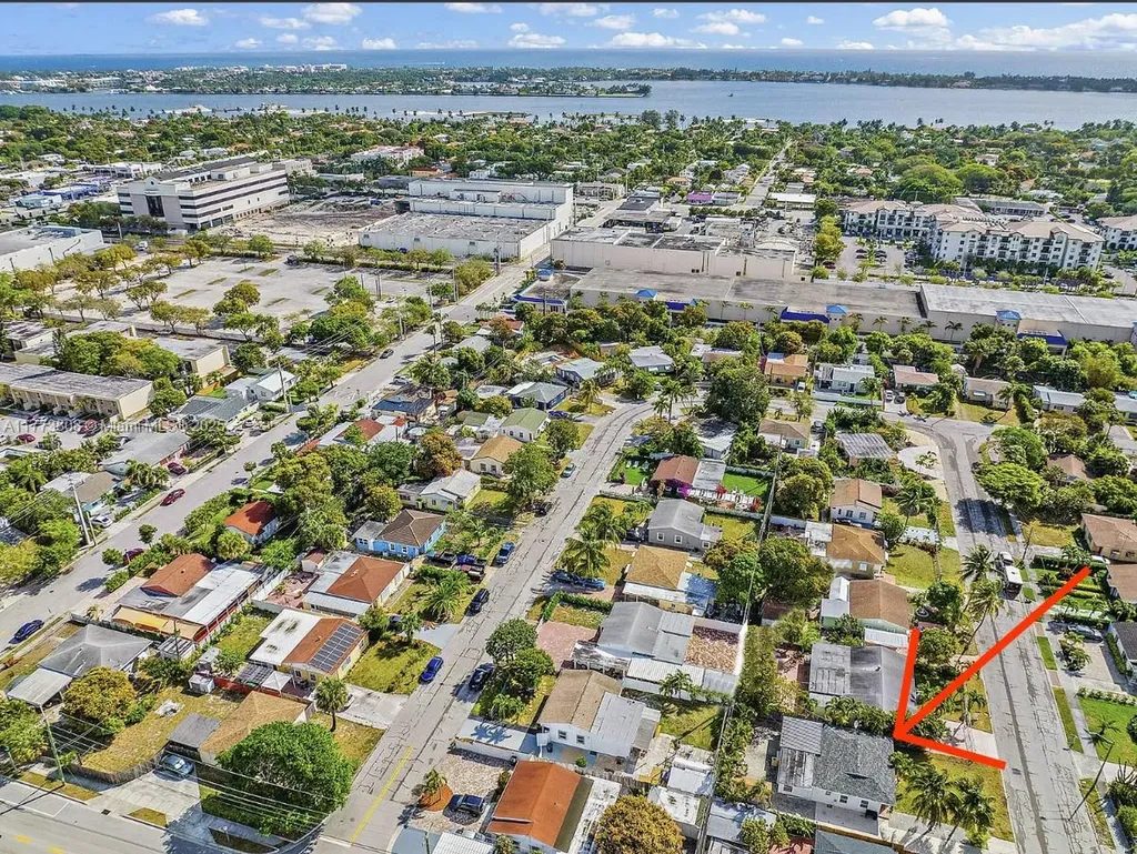 621 Hudson Road West Palm Beach FL 33405