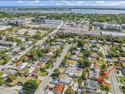 621 Hudson Road West Palm Beach FL 33405