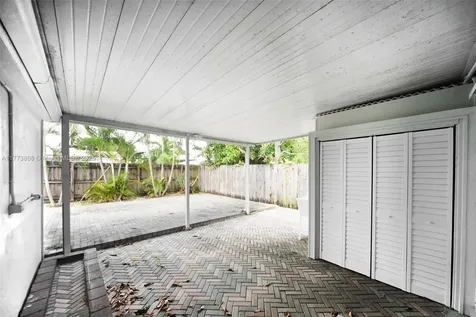 621 Hudson Road West Palm Beach FL 33405
