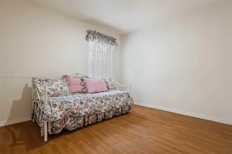 8411 SW 162nd Terrace Palmetto Bay FL 33157