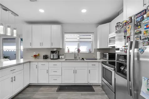13351 SW 27th Street Miami FL 33175