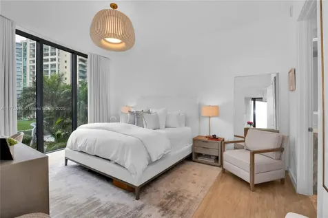 2831 S Bayshore Drive Miami FL 33133