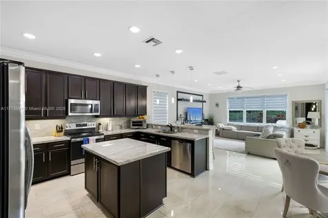 8110 Santalo Cove Court Boynton Beach FL 33473