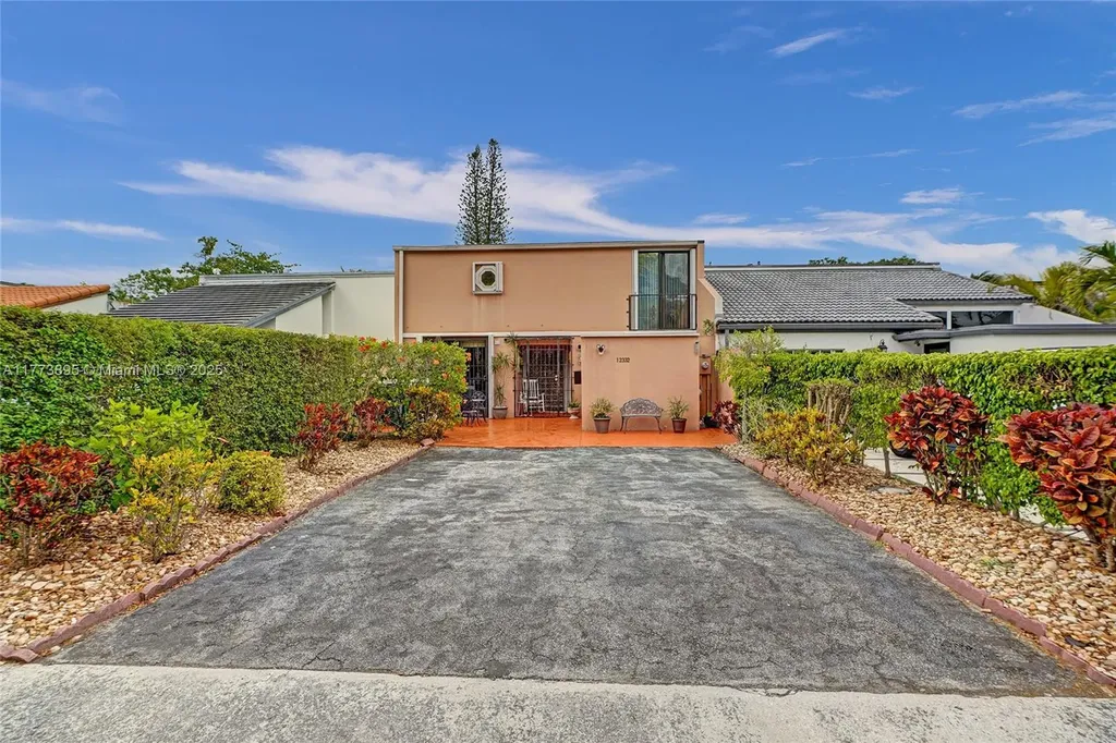 12332 SW 18th Terrace Miami FL 33175
