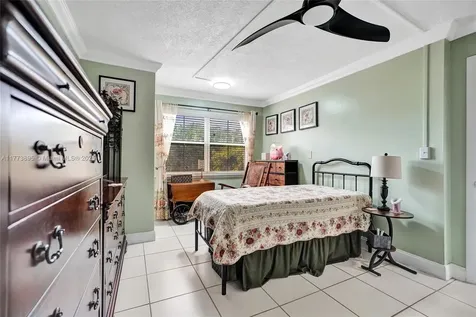 12332 SW 18th Terrace Miami FL 33175