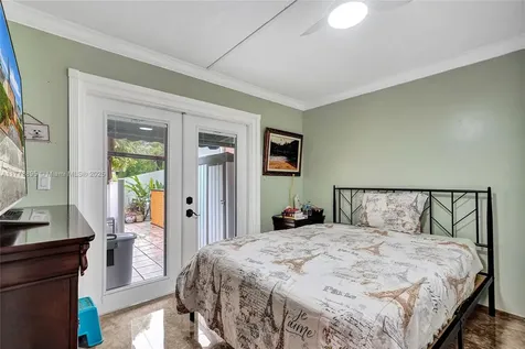 12332 SW 18th Terrace Miami FL 33175