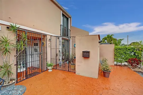 12332 SW 18th Terrace Miami FL 33175