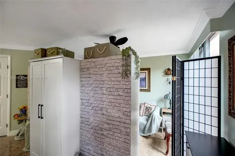 12332 SW 18th Terrace Miami FL 33175