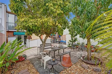 12332 SW 18th Terrace Miami FL 33175