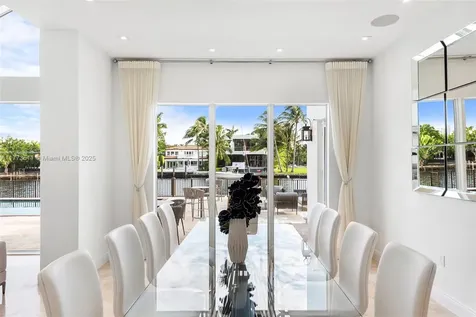 455 Centre Island Golden Beach FL 33160