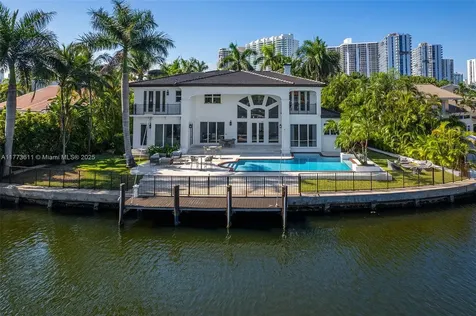 455 Centre Island Golden Beach FL 33160