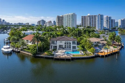 455 Centre Island Golden Beach FL 33160