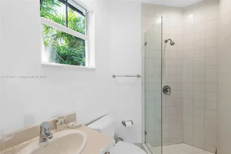 455 Centre Island Golden Beach FL 33160