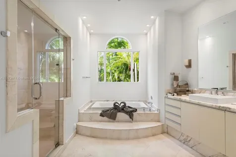 455 Centre Island Golden Beach FL 33160