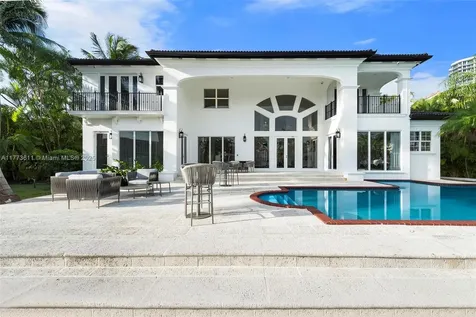 455 Centre Island Golden Beach FL 33160