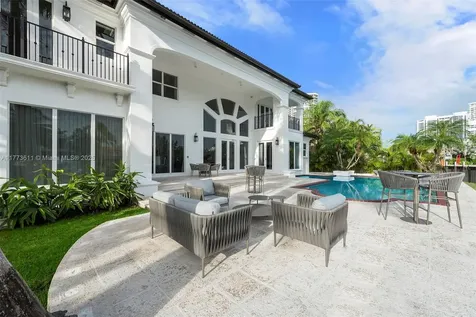 455 Centre Island Golden Beach FL 33160