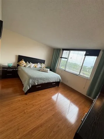 4330 Hillcrest Drive Hollywood FL 33021