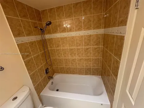 4330 Hillcrest Drive Hollywood FL 33021