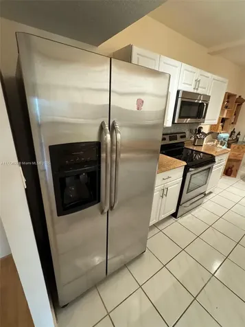4330 Hillcrest Drive Hollywood FL 33021