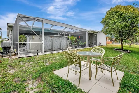 9460 NW 3rd Street Pembroke Pines FL 33024