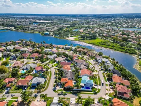 746 NW 176th Avenue Pembroke Pines FL 33029