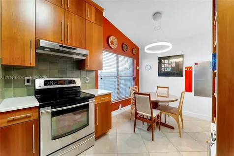 746 NW 176th Avenue Pembroke Pines FL 33029