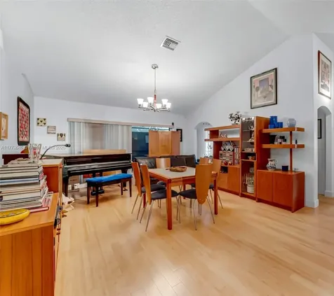 746 NW 176th Avenue Pembroke Pines FL 33029