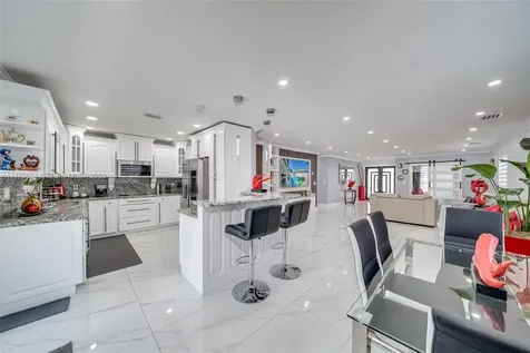 11991 SW 7th Street Miami FL 33184