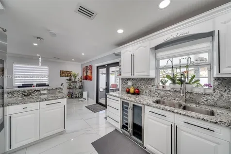 11991 SW 7th Street Miami FL 33184