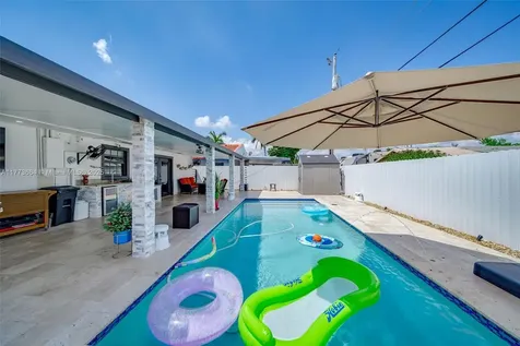 11991 SW 7th Street Miami FL 33184