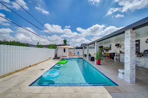 11991 SW 7th Street Miami FL 33184
