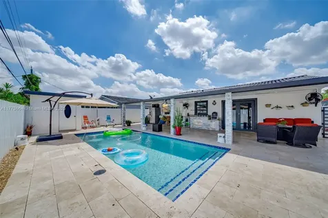 11991 SW 7th Street Miami FL 33184