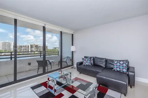 3505 S Ocean Drive Hollywood FL 33019