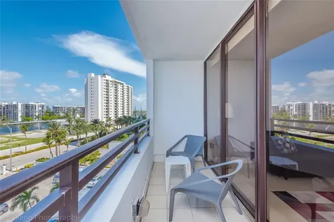 3505 S Ocean Drive Hollywood FL 33019