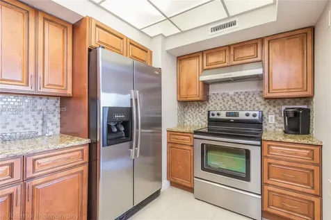 3505 S Ocean Drive Hollywood FL 33019