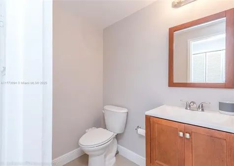 3505 S Ocean Drive Hollywood FL 33019