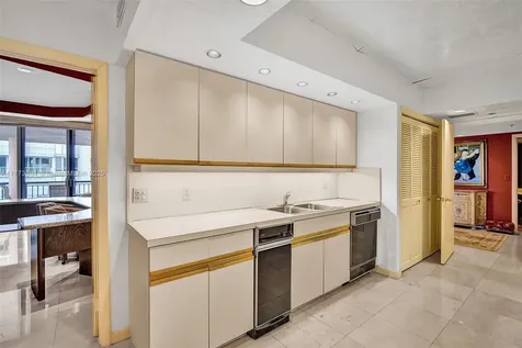 10175 Collins Avenue Bal Harbour FL 33154