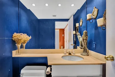 10175 Collins Avenue Bal Harbour FL 33154