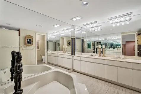 10175 Collins Avenue Bal Harbour FL 33154
