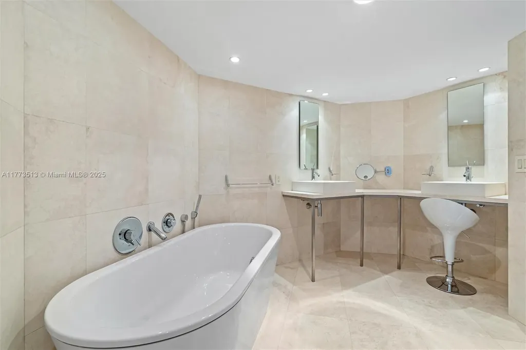 2100 S Ocean Lane Fort Lauderdale FL 33316