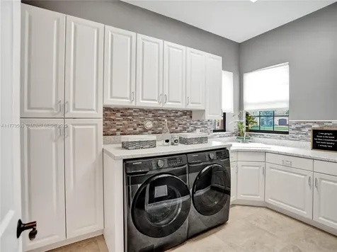 8437 Hawks Gully Avenue Delray Beach FL 33446