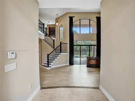 8437 Hawks Gully Avenue Delray Beach FL 33446