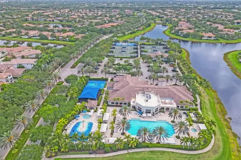 8437 Hawks Gully Avenue Delray Beach FL 33446
