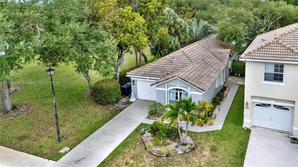 6843 Big Pine Key Street Lake Worth FL 33467