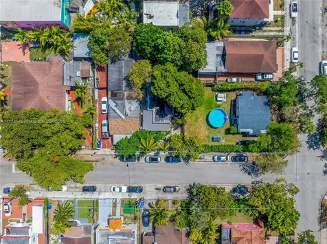 3123 NW 3rd Avenue Miami FL 33127
