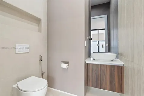 1408 NE 5th Street Fort Lauderdale FL 33301