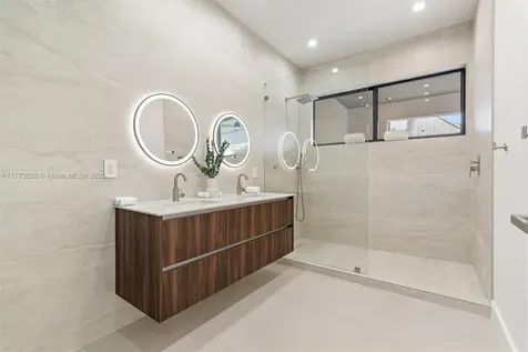 1408 NE 5th Street Fort Lauderdale FL 33301