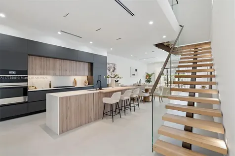 1408 NE 5th Street Fort Lauderdale FL 33301